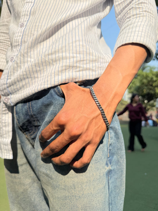 NoirLink Silver Bracelet