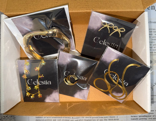 Classy Golden Hamper