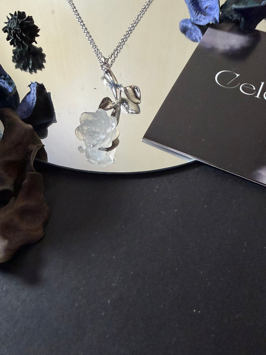 White Rose necklace